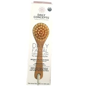 Daily Concepts Daily Facial Drybrush New in Box